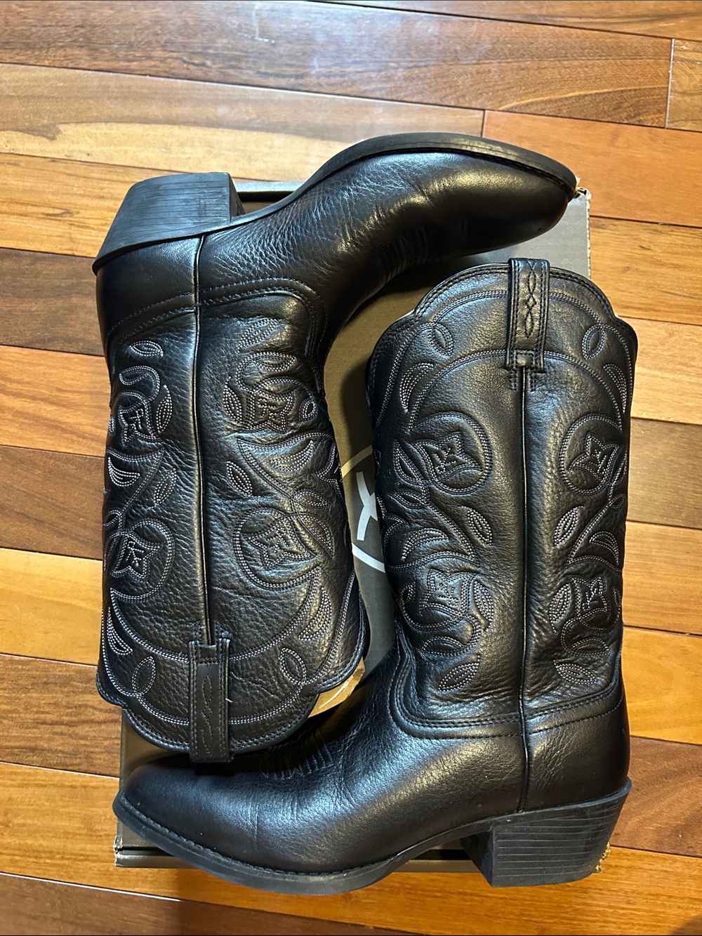 Ariat Black Embroidered Leather Western Heeled Boots